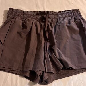 Layer 8 Women’s Active Shorts Taupe size 8 NWOT
